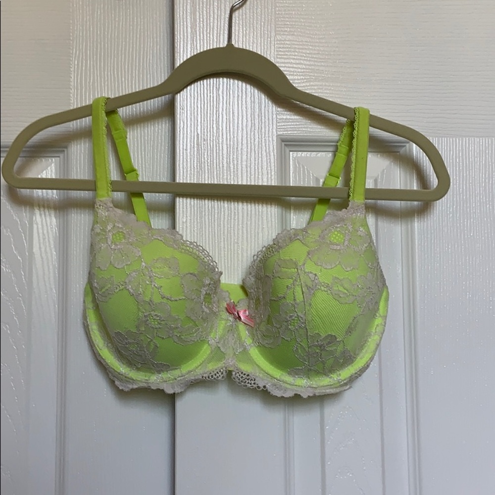 Victoria Secret Body by VS bra
